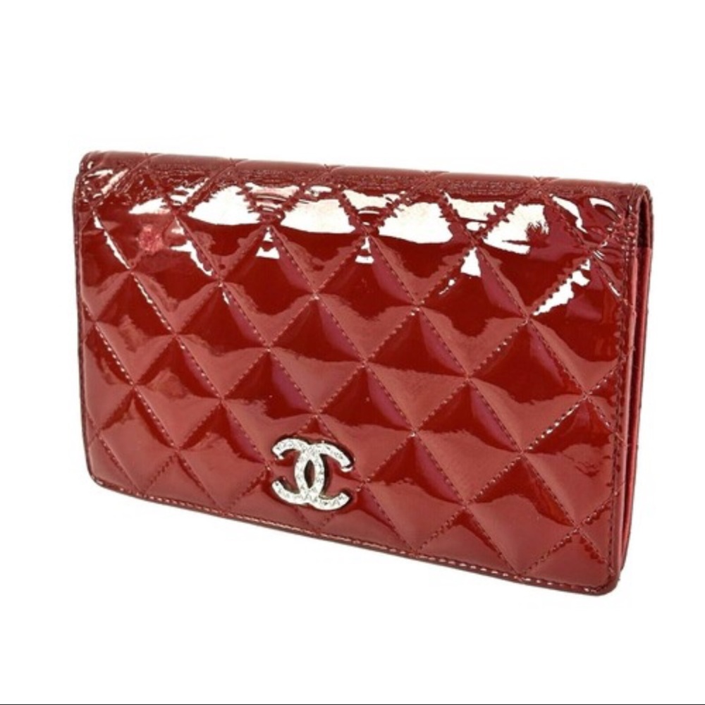 CHANEL Red Quilted Patent Leather Wallet with Silver CC Logo